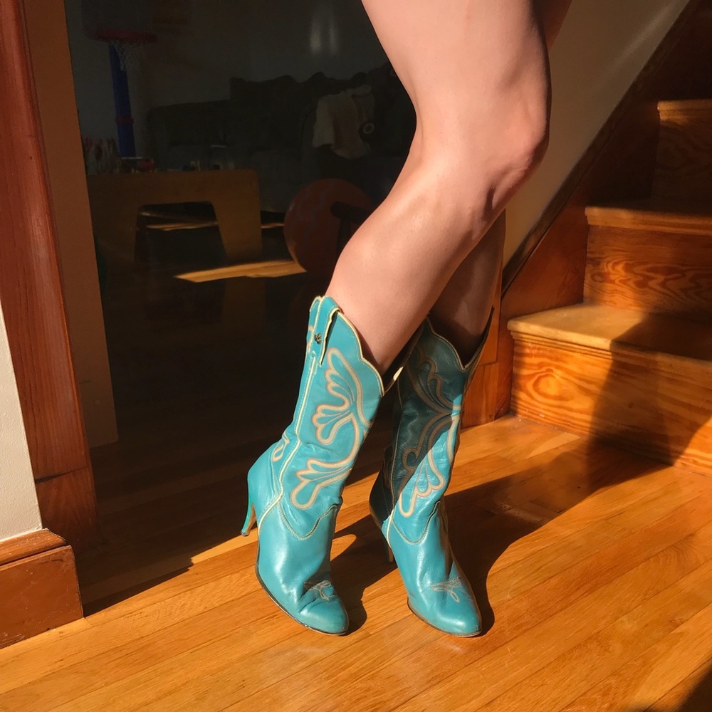 Vintage cowgirl boots